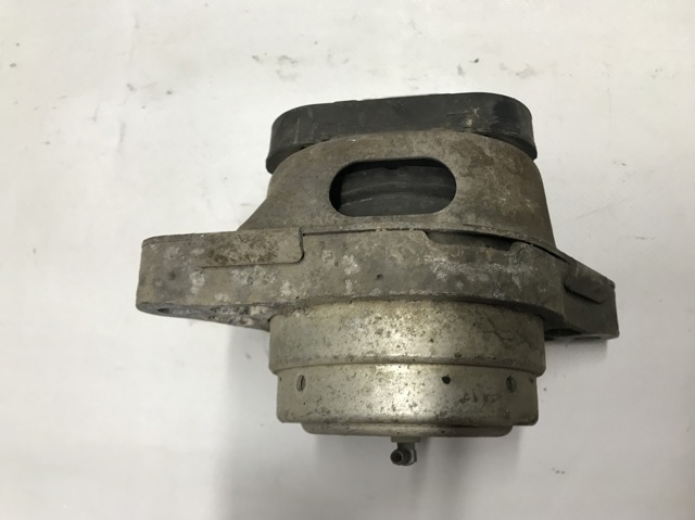 KKB500730 LAND ROVER Правая подушка двигателя купить в Одесса