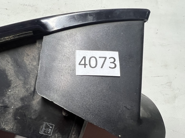 LAND ROVER LR025146 Фонарь задний правый в наличии Тернополь