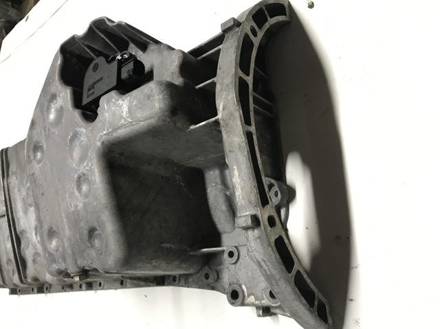 MERCEDES R6470140502 Поддон масляный картера двигателя в наличии Павлоград