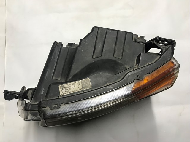 XBC500092 LAND ROVER Фара левая купить в Черновцы