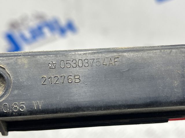 Фонарь сигнала торможения 05303754AF CHRYSLER