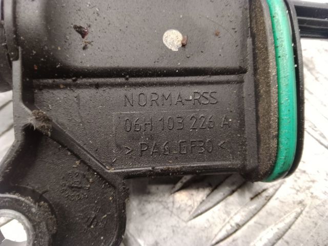 VAG 06H103226A Патрубок вентиляции картерных газов в наличии Черновцы