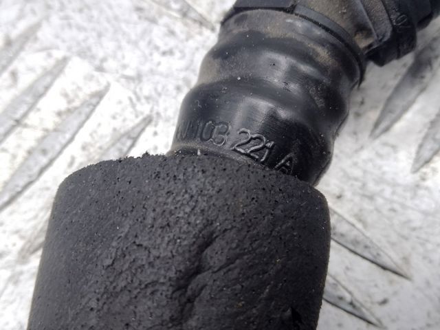 Шланг воздушный вентиляции картера Ауди А5