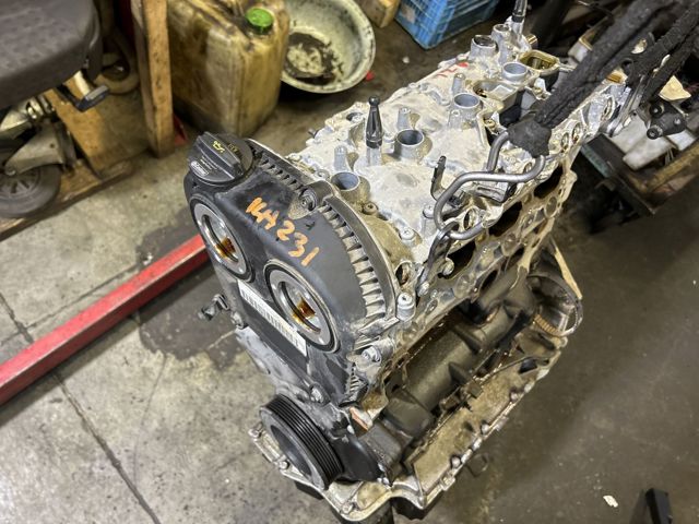 06L100034J Двигатель в сборе купить Ужгород