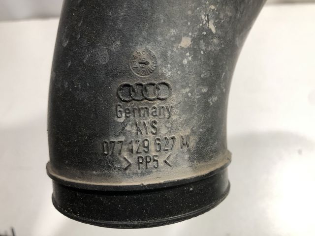 VAG 077129627M Воздухозаборник воздушного фильтра в наличии Днепр