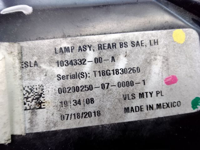 Фонарь задний 103433200A TESLA