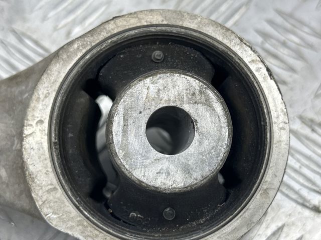 TESLA 104157500B Нижний рычаг в наличии Днепр