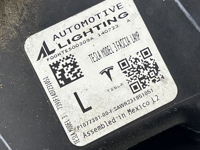 TESLA 107739100F Фара противотуманная левая в наличии Ирпень