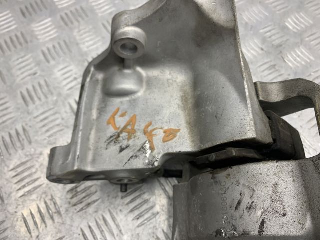 Правая подушка двигателя 112105NA0B NISSAN