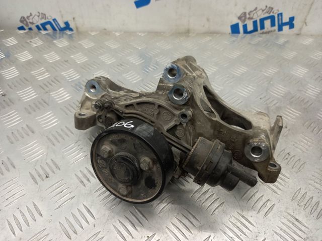 11517644809 Помпа водяная (насос) охлаждения, в сборе с корпусом купить Житомир