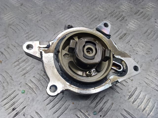 Механический вакуумный насос 146505NA0A NISSAN