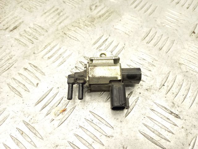 Клапан соленоид регулирования заслонки EGR 149558J10A NISSAN