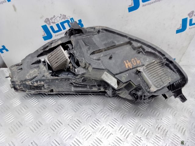 TESLA 151495300C Правая фара в наличии Ужгород