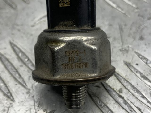 Датчик давления топлива 166385CA0A NISSAN