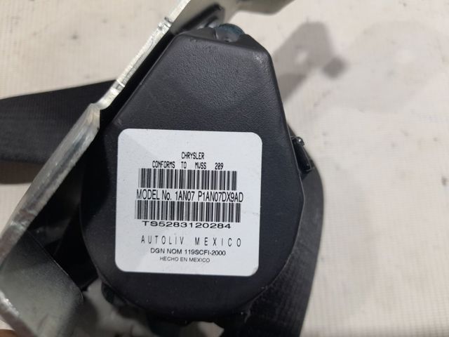 1AN07DX9AD CHRYSLER купить в Чернигов