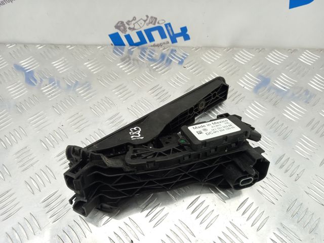 Педали газа 1K1721503BB VAG