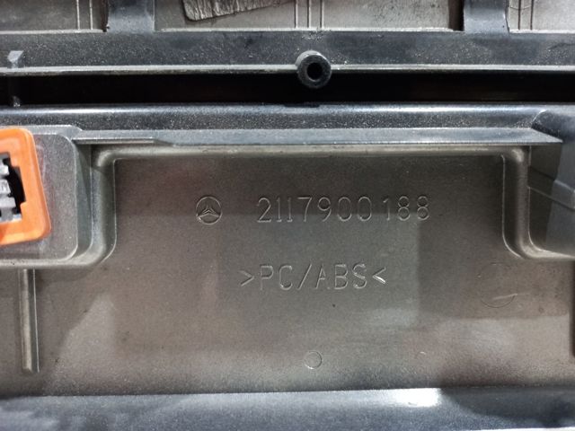 Антикрыло на багажник 2117900188 MERCEDES