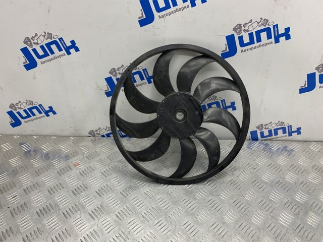 Вентилятор радиатора охлаждения, правый 214864GA0B NISSAN