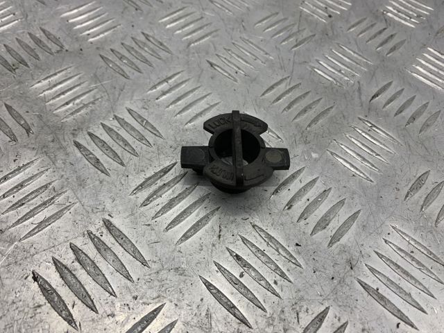 Кронштейн радиатора верхний 21542JK00A NISSAN