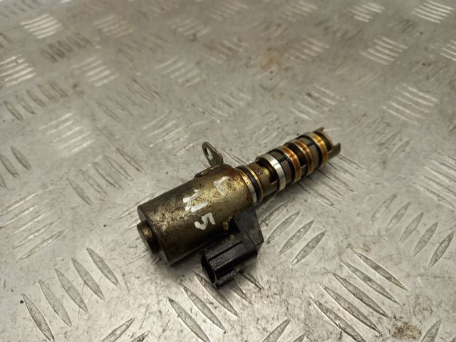 Клапан электромагнитный положения распредвала, левый 23796ZE00C NISSAN