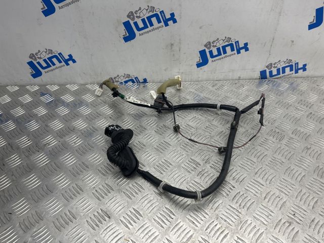 Электропроводка задней двери 241264GA0B NISSAN