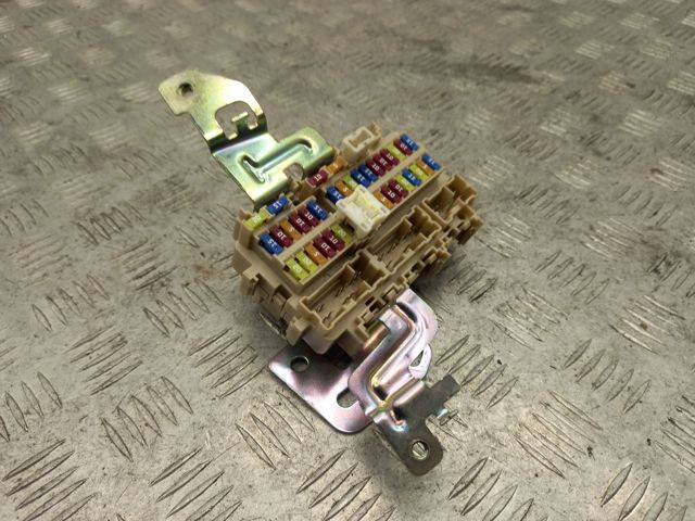 Коробка предохранителей 243508991B NISSAN