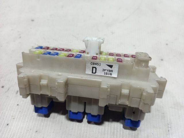Монтажный блок 243841CA0A NISSAN