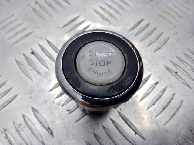 Кнопка запуска двигателя 251501LB0A NISSAN