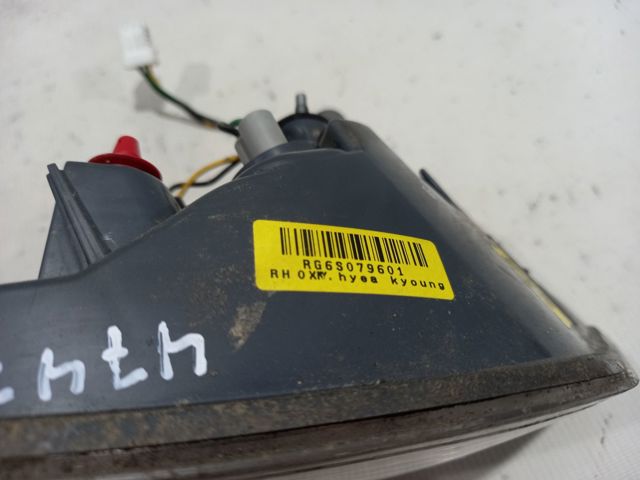Фонарь задний внутренний правый 265504BA1A NISSAN