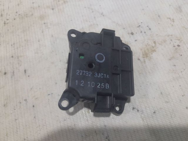 NISSAN 277323JC1A в наличии Черновцы