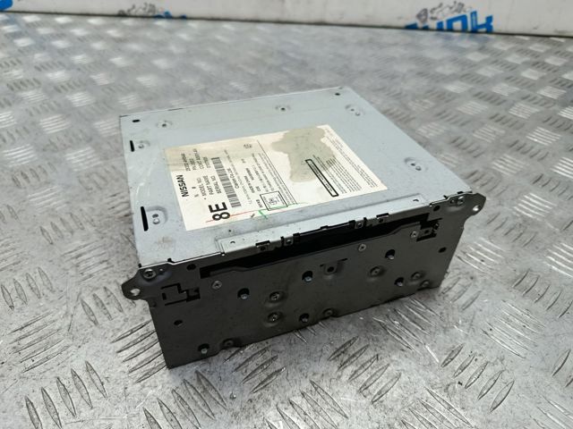 283304HB4A NISSAN Магнитола (радио AM/FM) купить в Кривой Рог
