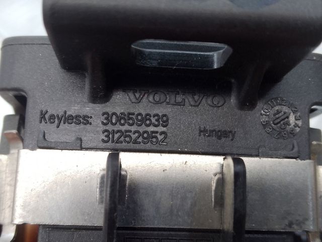 VOLVO 30659639 Замок зажигания в наличии Украина