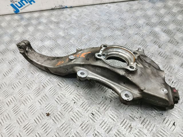 31216777752 BMW Цапфа (поворотный кулак) передний правый купить в Ирпень