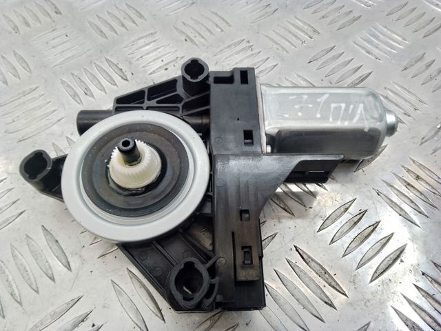 Мотор стеклоподъемника водительской двери 31253061 VOLVO