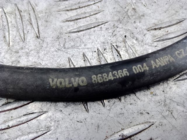 VOLVO 31274505 Шланг (патрубок) системы охлаждения в наличии Ирпень