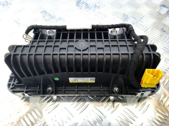 Подушка безопасности боковая 31351331 VOLVO