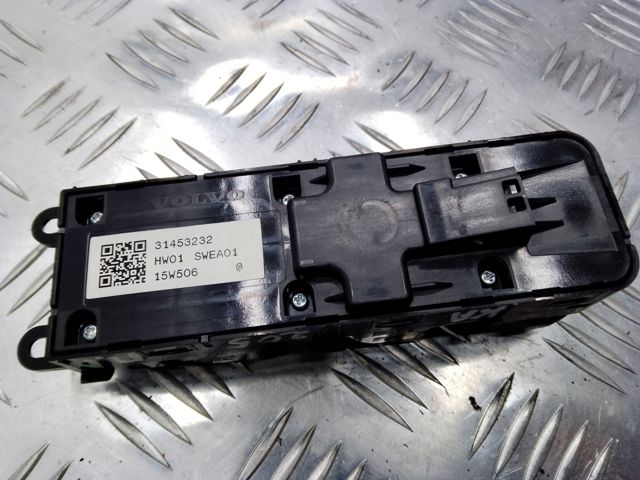 VOLVO 31453232 Кнопочный блок управления стеклоподъемником передний левый в наличии Чернигов