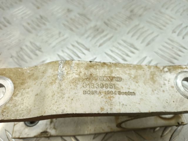 VOLVO 32139982 Кронштейн подушки (опоры) двигателя задней в наличии Львов