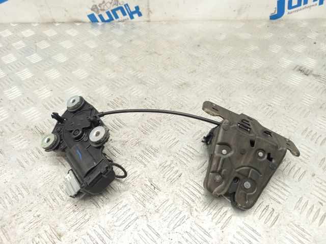 Замок пятой двери 32149889 VOLVO
