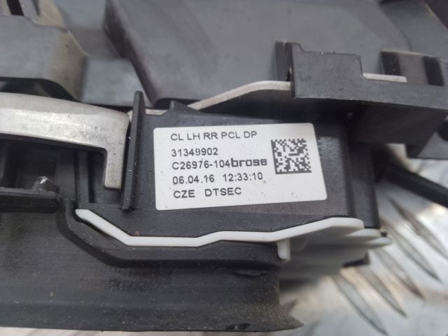 VOLVO 32310868 Замок двери задней левой в наличии Днепр