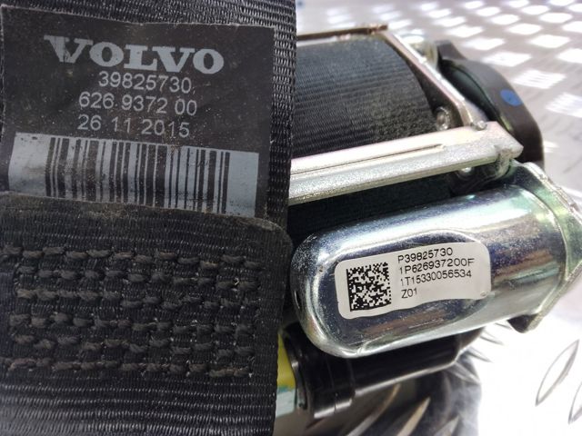 Ремень безопасности задний правый 32341232 VOLVO