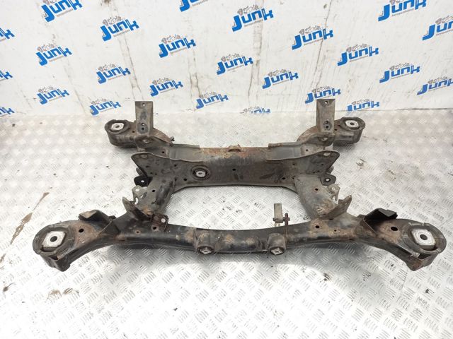 Балка задняя 33316863815 BMW