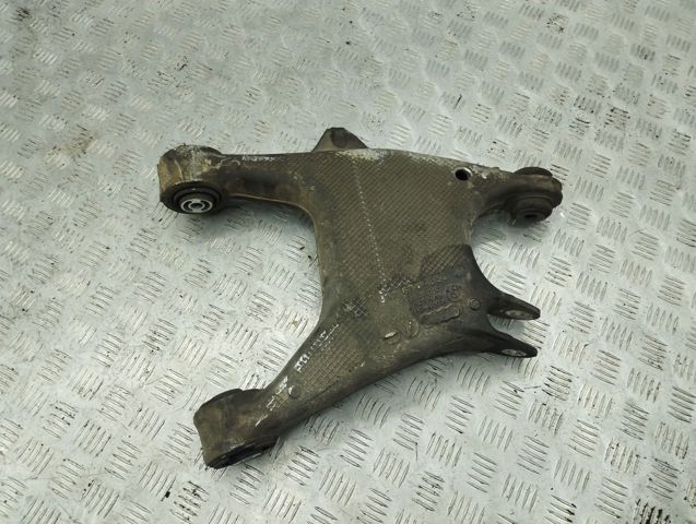 BMW 33326865898 Рычаг задней подвески нижний правый в наличии Одесса