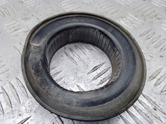 BMW 33536775752 Проставка (резиновое кольцо) пружины задней нижняя в наличии Киев