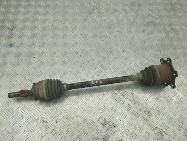 Полуось задняя, правая 396001CC0A NISSAN