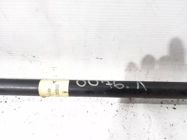 Полуось задняя 396003JA0A NISSAN
