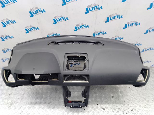 VOLVO 39851730 Панель салона передняя "торпедо" в наличии Тернополь