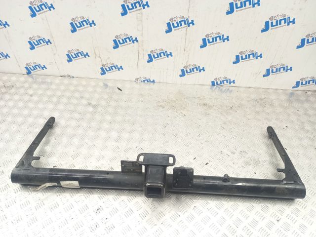 VAG 3CN803881C Траверса фаркопа в наличии Украина