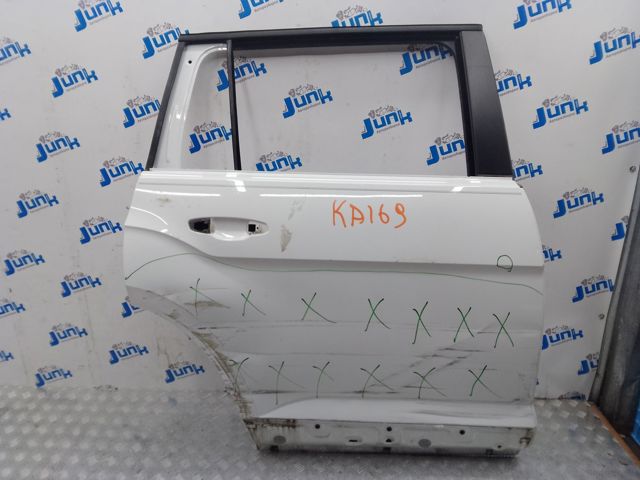 Дверь задняя, правая 3CN833056J VAG