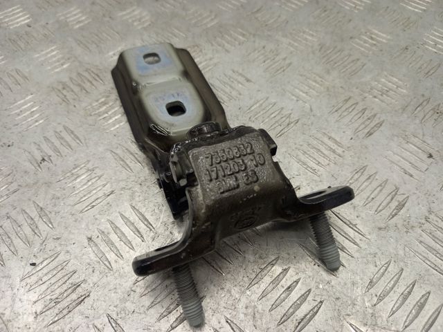 Завеса задней двери, ляды 41007350830 BMW